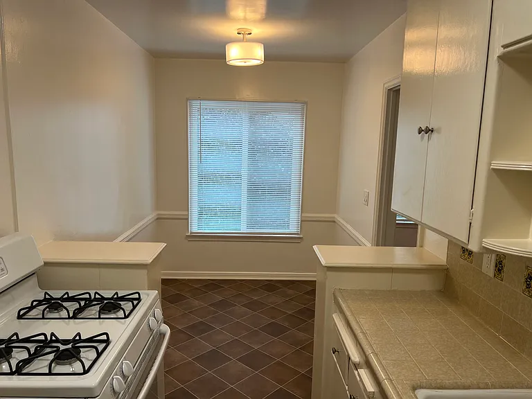 3409 E Ocean Blvd — Photo 9