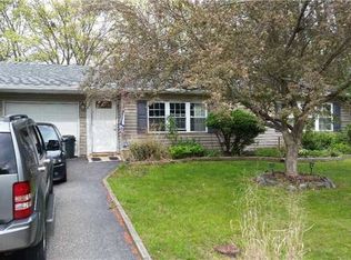 47 S Village Dr, Bellport, NY 11713