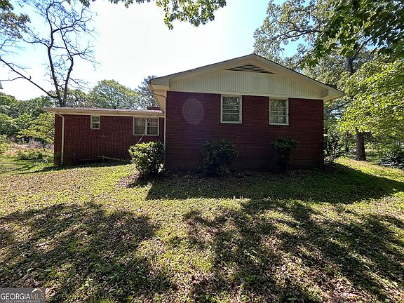 3rd image of 8475 Campbellton Fairburn Rd
