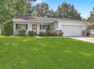 181 Apache Dr, Summerville, SC 29483