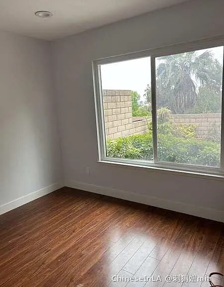 1827 Lanai St — Photo 4