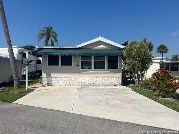 131 Nettles Blvd, Jensen Beach, FL 34957