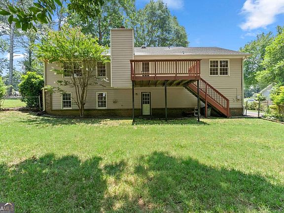 4th image of 1155 Lakeridge Ct