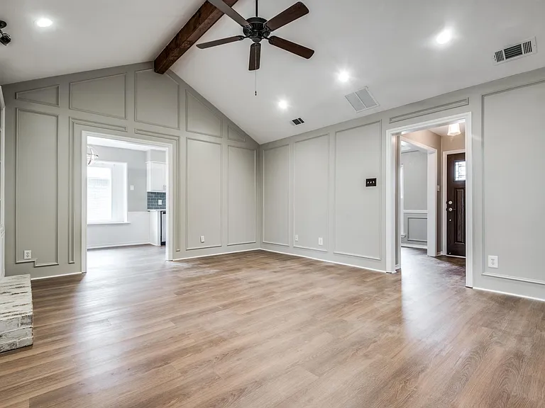 206 Barclay Ave — Photo 10