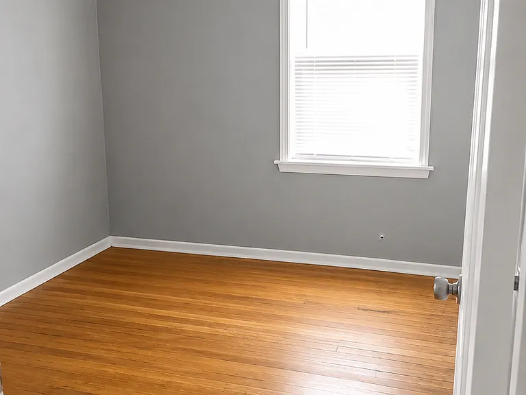 4009 W Wellington Ave #3 — Photo 3