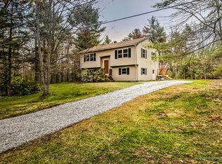 374 Bunker Hill Rd, Warren, ME 04864
