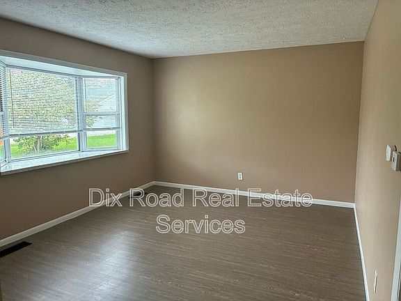 4th image of 5030 Quincy Way