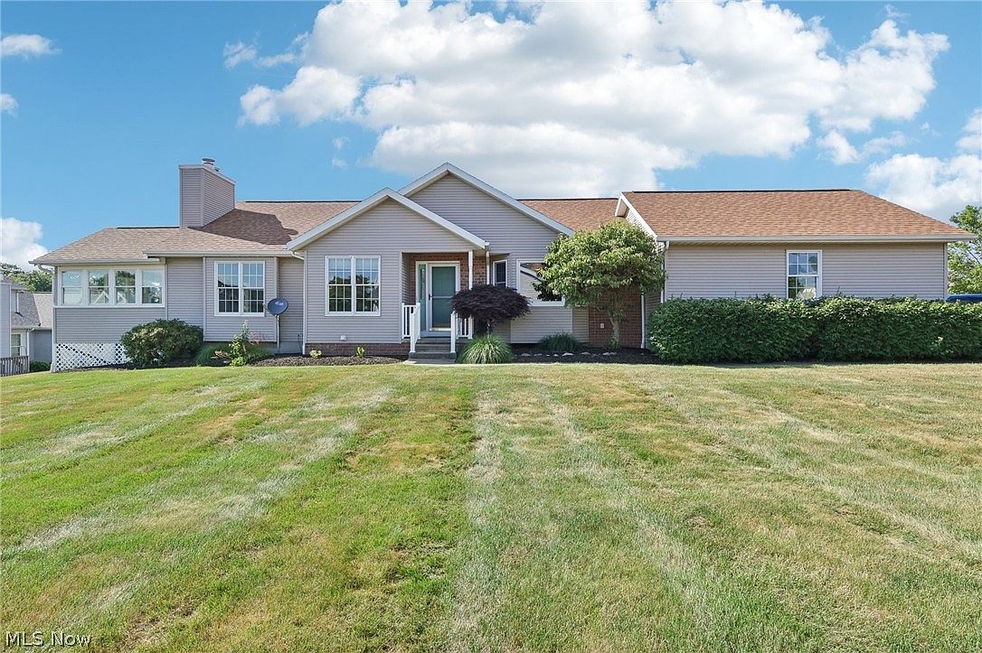 1333 S Azalea Blvd, Barberton, OH 44203 | Zillow