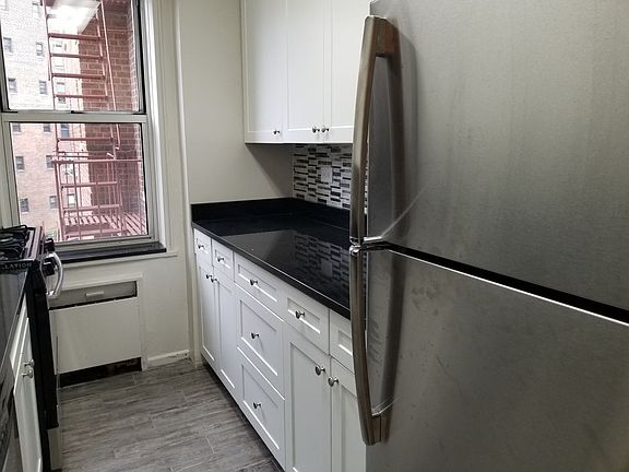 3rd image of 72-61 113th St APT 3E
