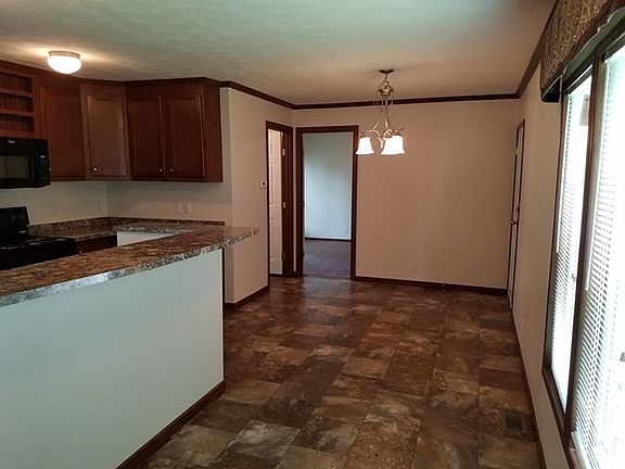 4th image of 10800 Valette Cir W #110