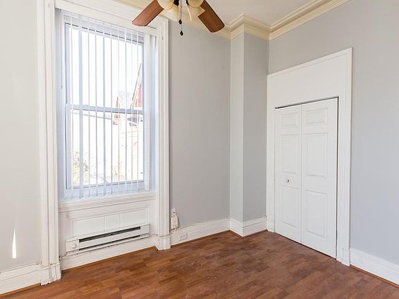 5th image of 3017 W Girard Ave #2F