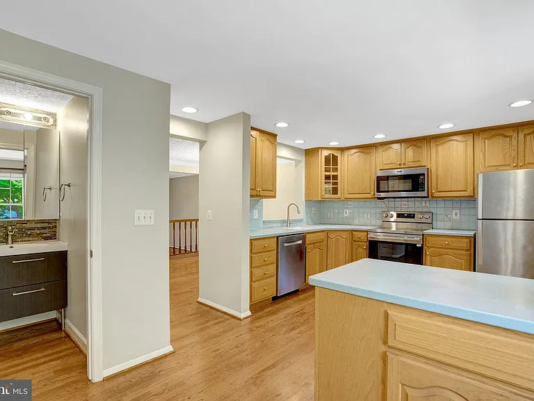 2920 Montauk Ct — Photo 14