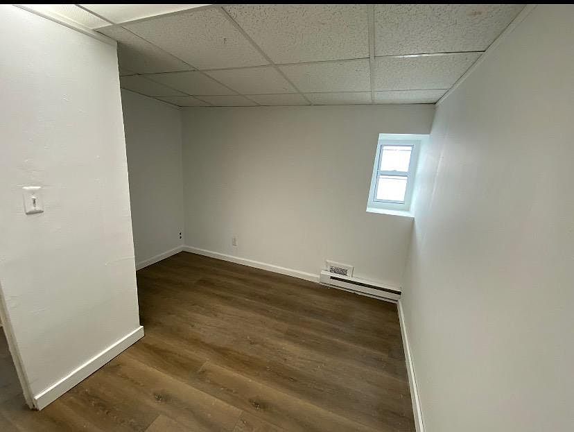 2nd image of 536 Beach Ave #1