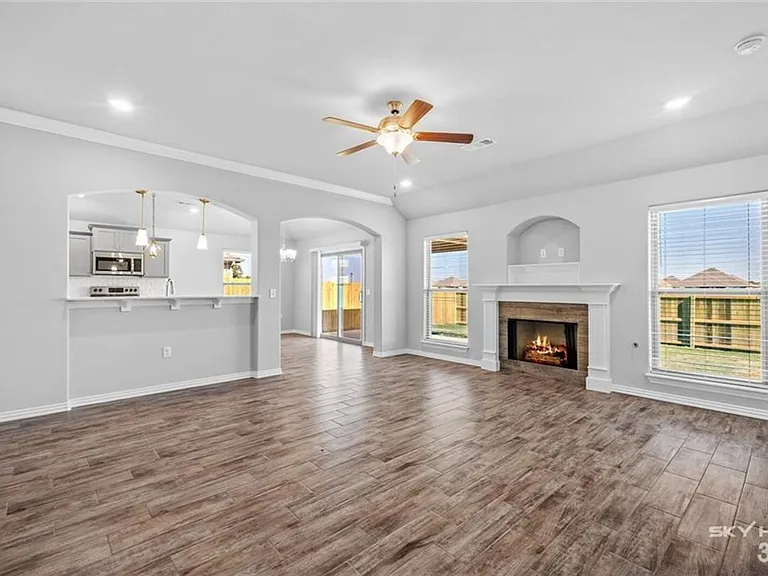 64 N Benchmark Ln — Photo 21