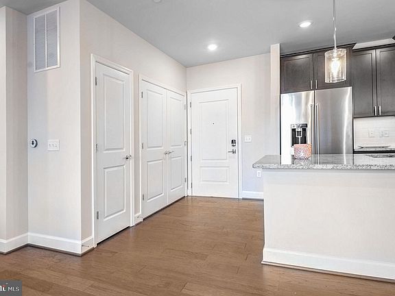 4th image of 2960 Vaden Dr Unit 2-501