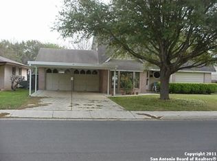 109 Meadow Ln, Schertz, TX 78154