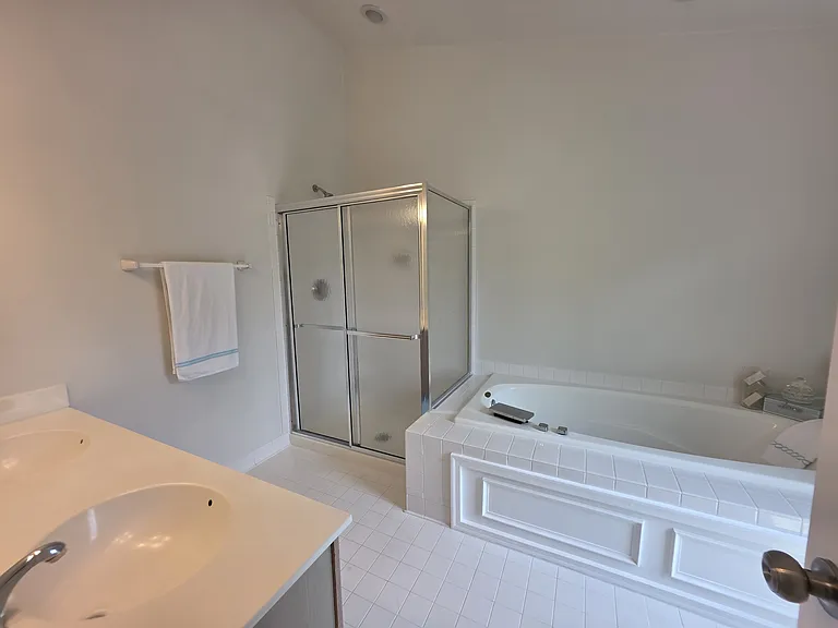5730 Wood Creek Ln — Photo 8