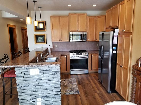 2nd image of 580 Anglers Dr #222