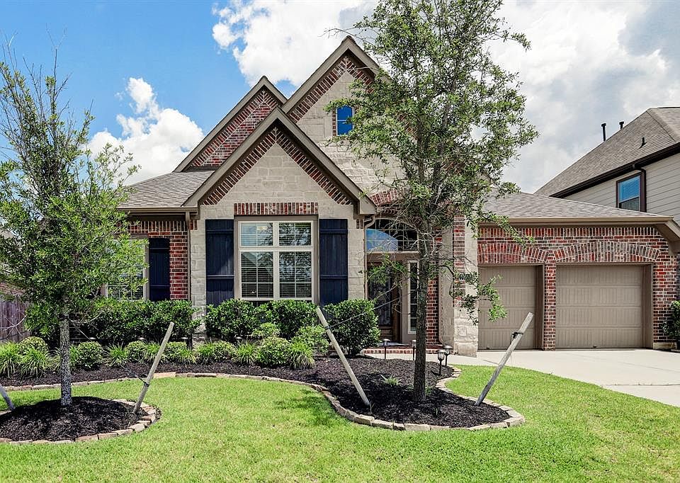 1st image of 19810 Crested Peak Ln