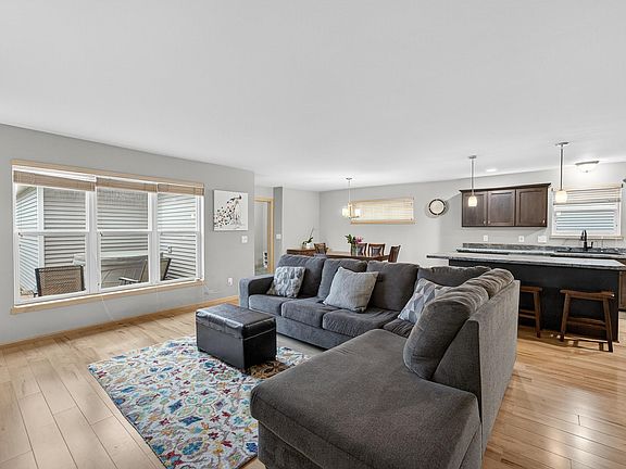5th image of 9346 Vista Meadow Dr