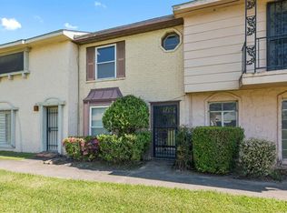 6979 Chasewood Dr, Missouri City, TX 77489