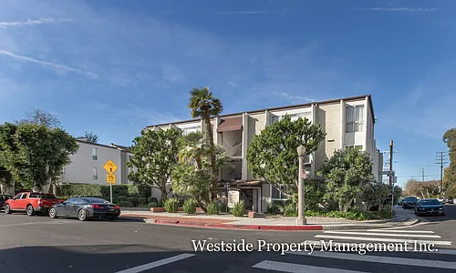 5751 Camellia Ave. Photo 1