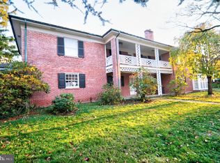 354 Pine Hill Ln, York, PA 17403