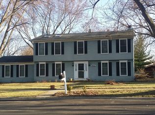 1921 Banks Dr, Elgin, IL 60123