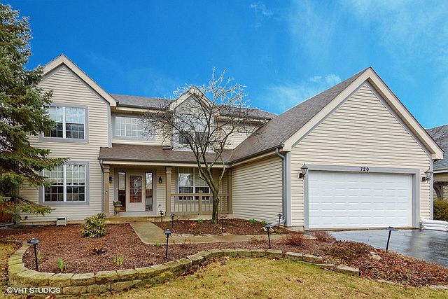 1st image of 720 Foxmoor Ln