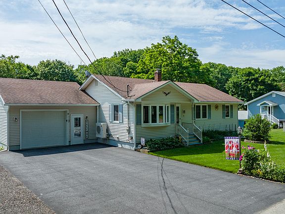 3rd image of 13 Brock Avenue