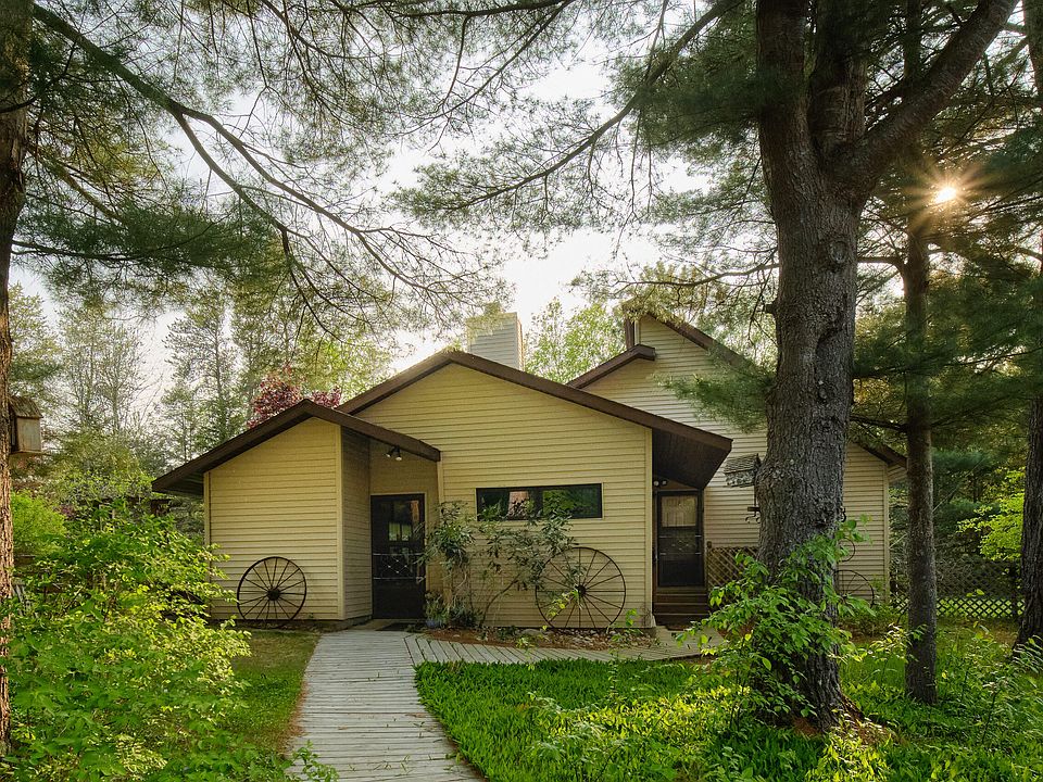15266 Healy Lake Rd, Bear Lake, MI 49614 Zillow