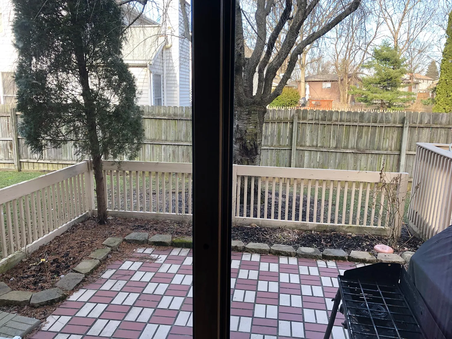 7426 Mapleleaf Blvd — Photo 4
