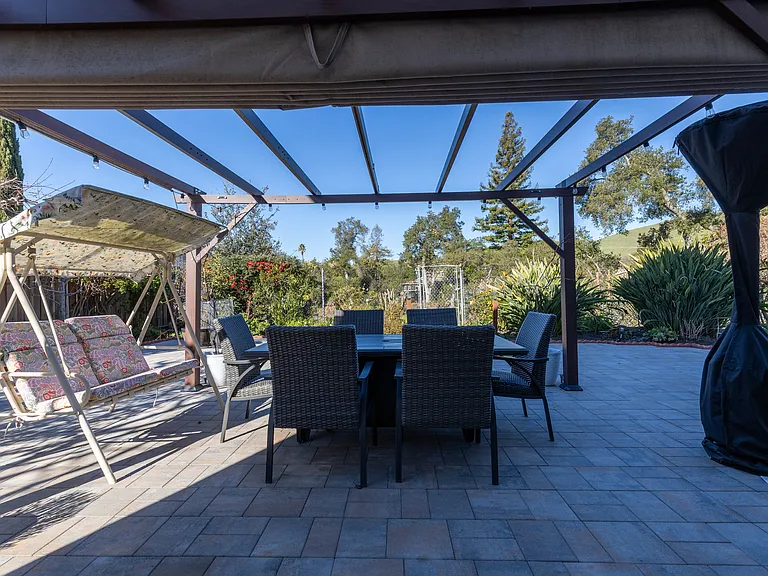 651 Fontes Dr — Photo 39
