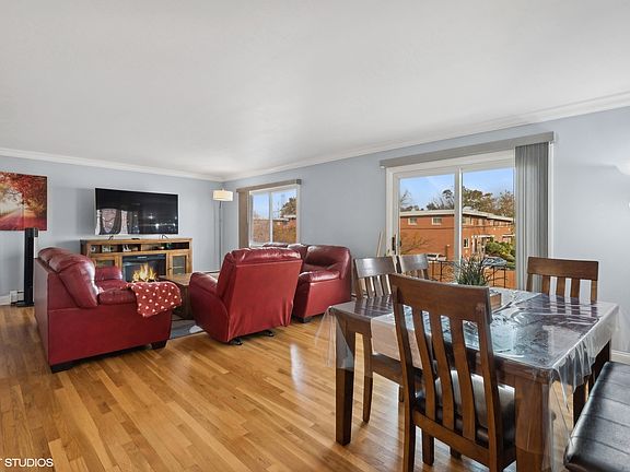 4th image of 8820 N Western Ave #201A