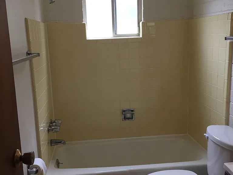 381 Cedar St #8 — Photo 5