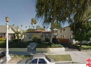 1104 N Lake Ave, Pasadena, CA 91104