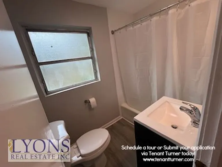 2310 Deborah Dr — Photo 8