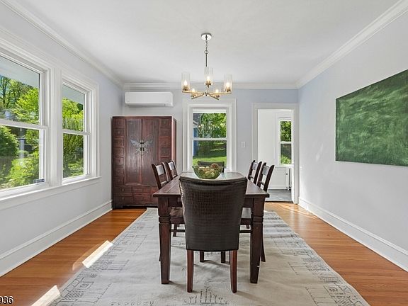 4th image of 49 Rynda Rd