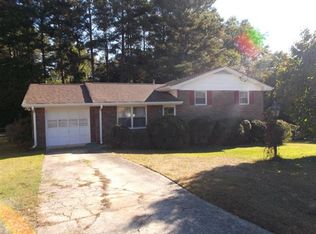 2456 Burton Cir, Morrow, GA 30260