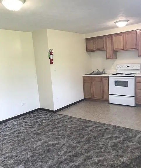 227 W Cooper St — Photo 21