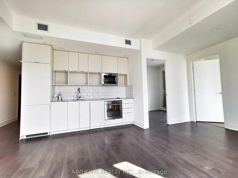 89 McGill St #1311 — Photo 5