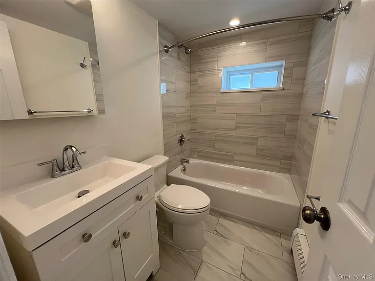82 Hickory Rd — Photo 6