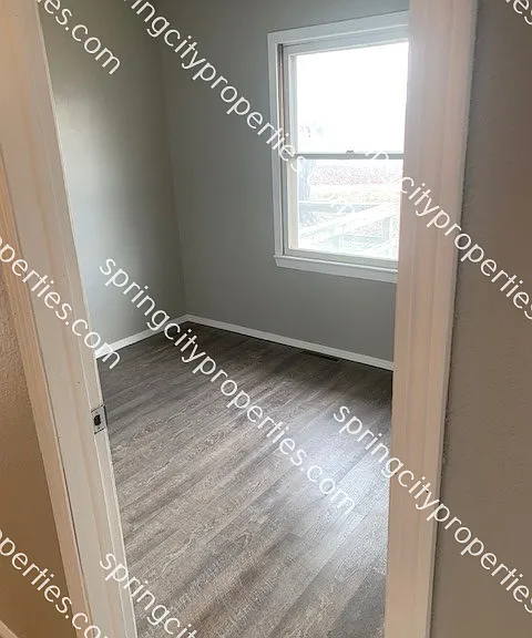505 W Carman Rd — Photo 15