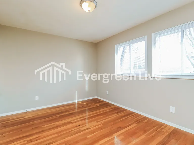11032 Ebert Dr — Photo 8