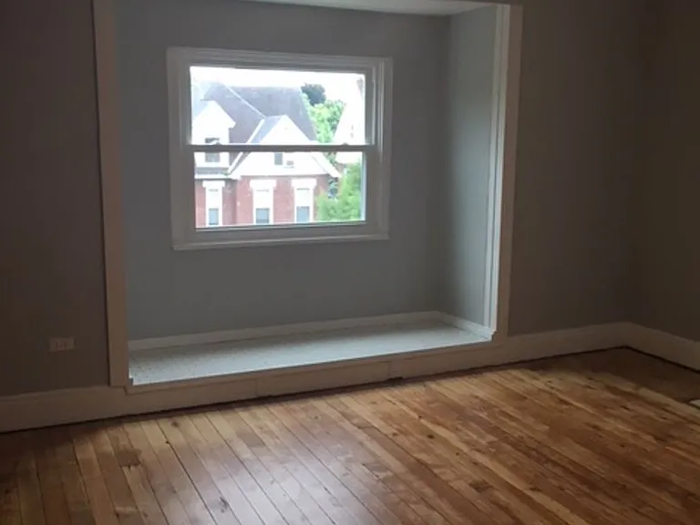 6047 Stanton Ave — Photo 15