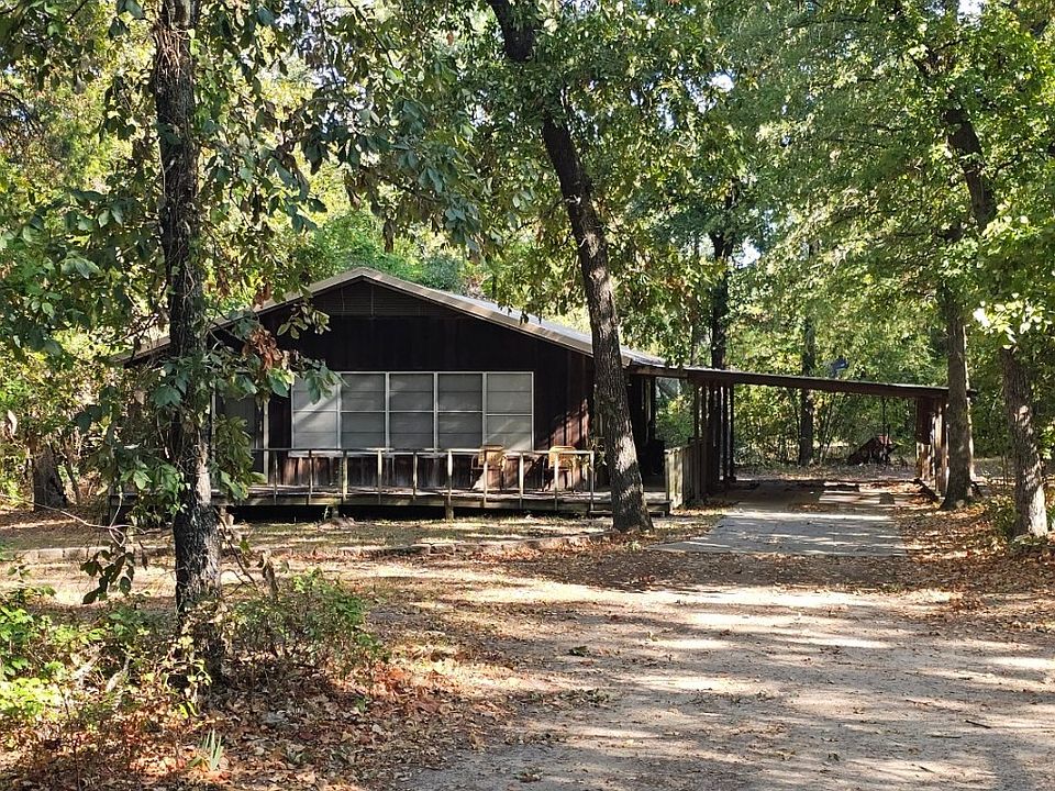 1st image of 106 Lakewood Ln