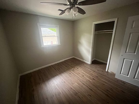 3rd image of 1624 College St SE #1