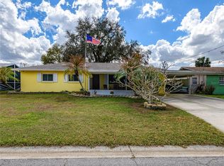 907 Hillside Ter, Brandon, FL 33511
