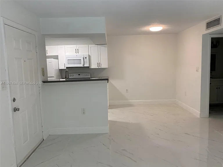 15560 SW 104th Ter #619 — Photo 3