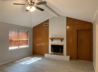 11602 Roos Rd, Houston, TX 77072